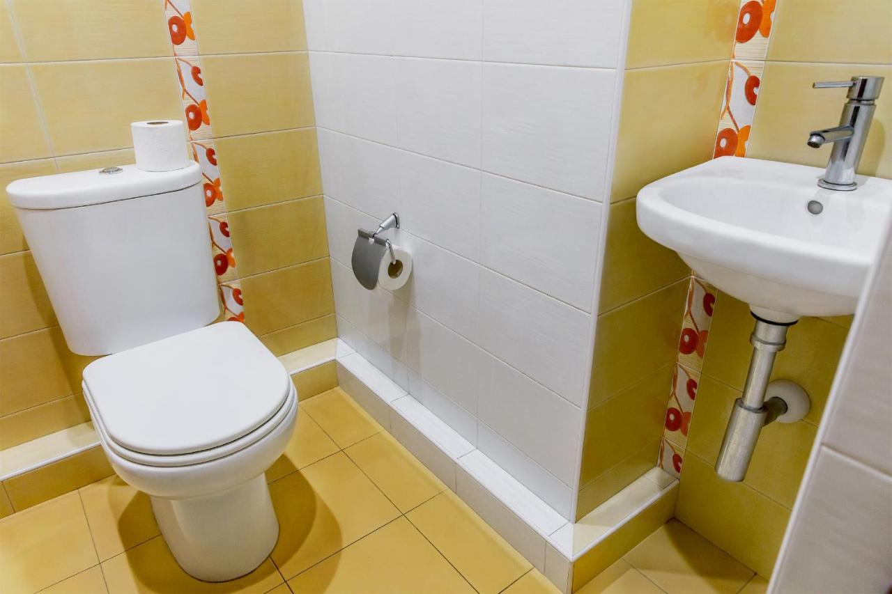 3 Bedroom Apartment Near Republic Square Yerevan Exterior photo